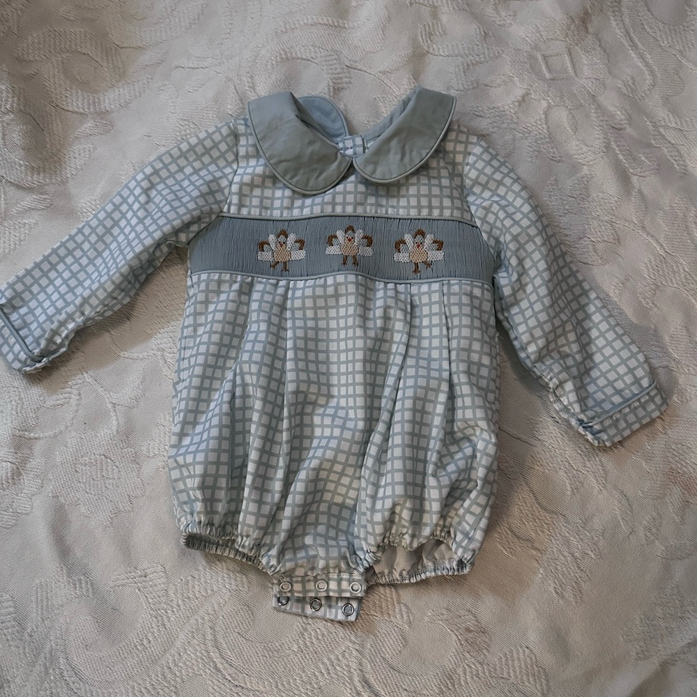 Smocked turkey bubble